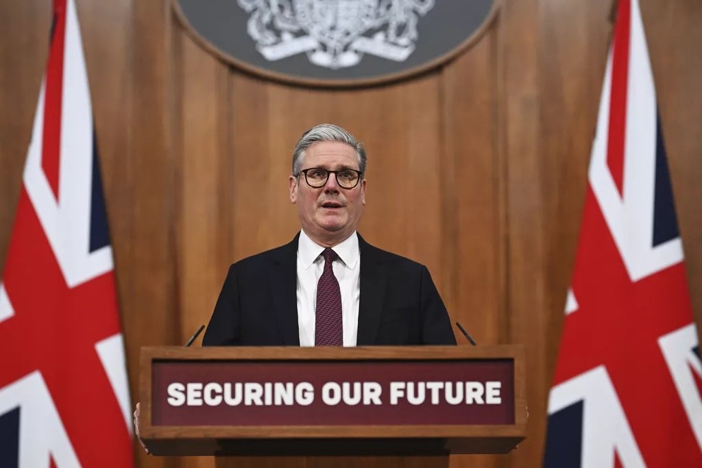Podmetnut požar u kući britanskog premijera, uhapšen mladić